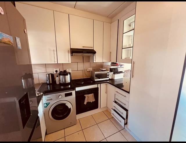 2 BEDROOM TOWNHOUSE FOR SALE IN CLARINA